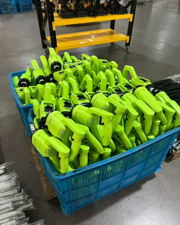 De ce constructorii din Africa aleg echipamentul vibrator de beton JOINTSEN?